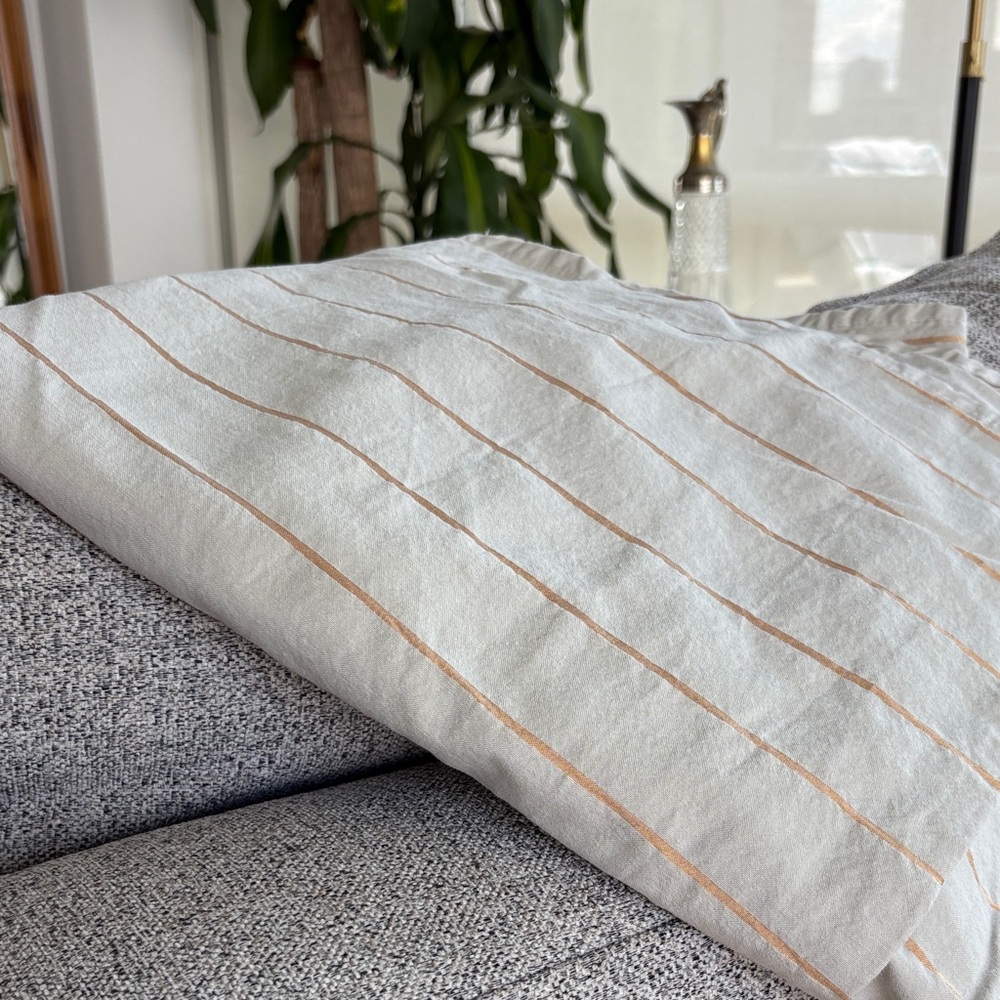 51” x 96” Modern Style Gray and Gold Striped Tablecloth